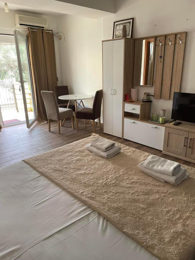 Apartmani Marina Kopitovic Petrovac Luaran gambar