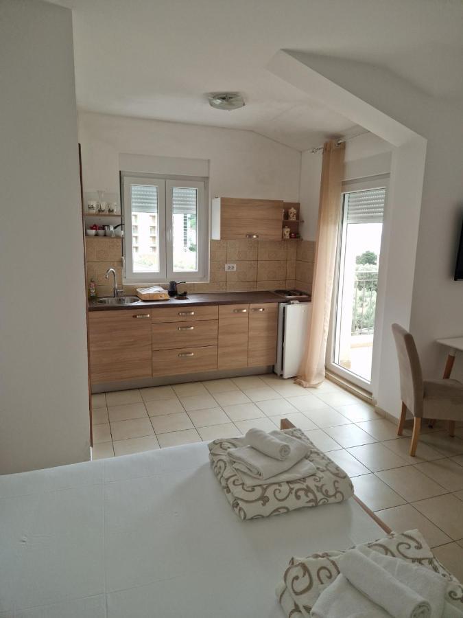 Apartmani Marina Kopitovic Petrovac Luaran gambar