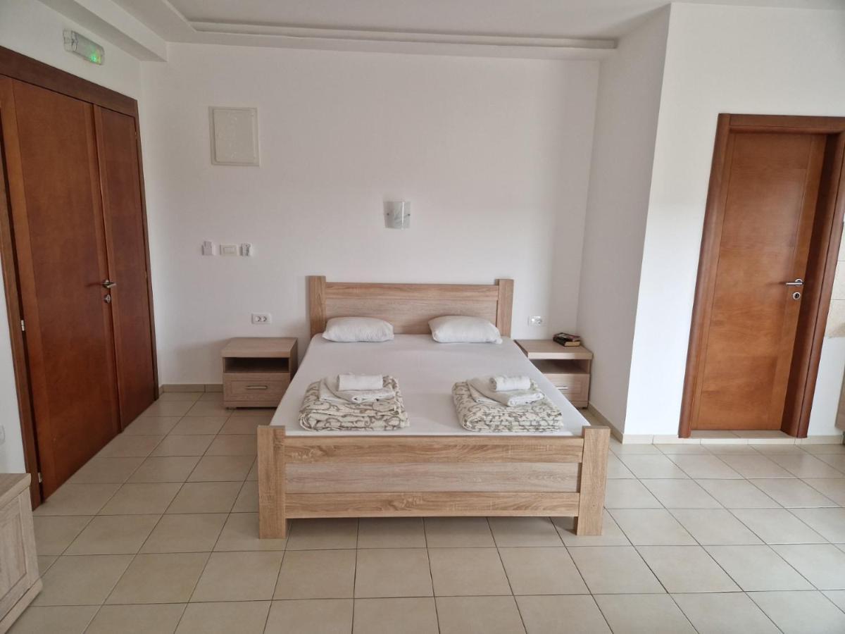 Apartmani Marina Kopitovic Petrovac Luaran gambar