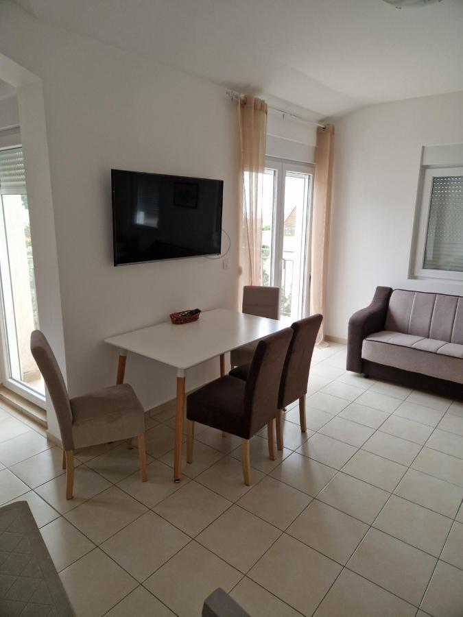 Apartmani Marina Kopitovic Petrovac Luaran gambar