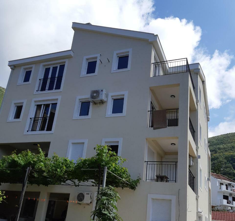 Apartmani Marina Kopitovic Petrovac Luaran gambar