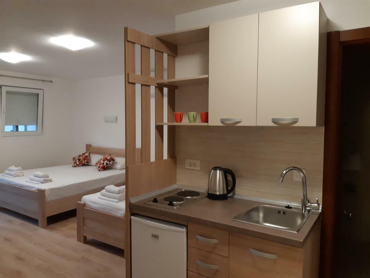 Apartmani Marina Kopitovic Petrovac Luaran gambar