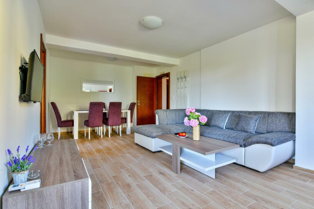 Apartmani Marina Kopitovic Petrovac Luaran gambar