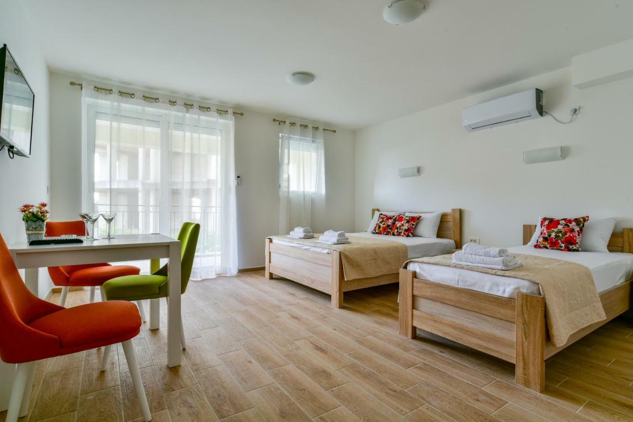 Apartmani Marina Kopitovic Petrovac Luaran gambar