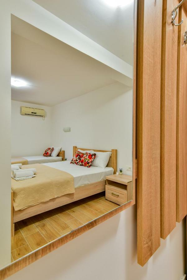 Apartmani Marina Kopitovic Petrovac Luaran gambar