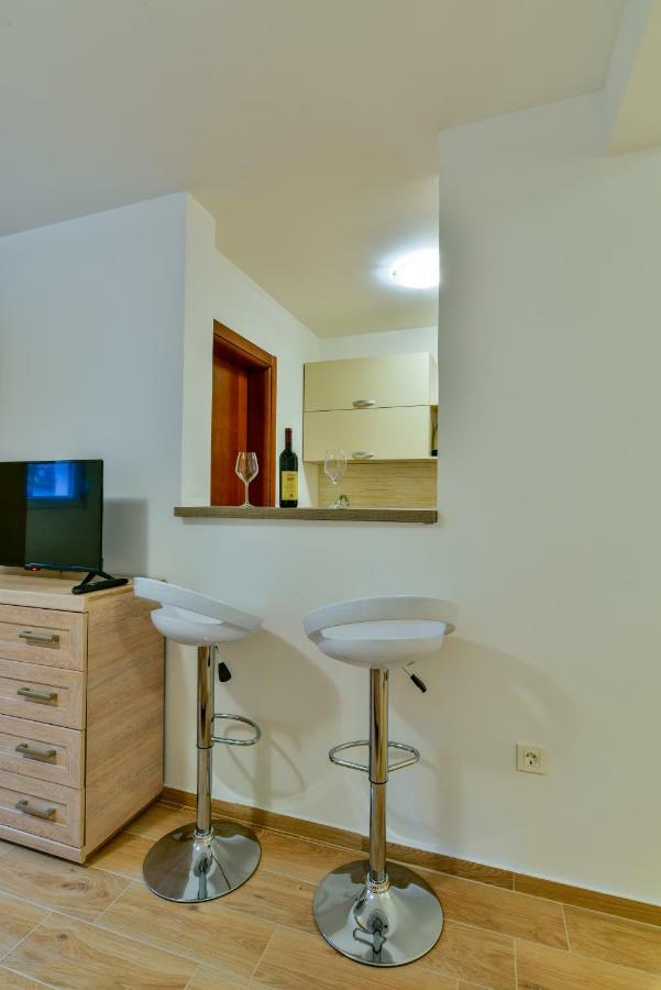 Apartmani Marina Kopitovic Petrovac Luaran gambar